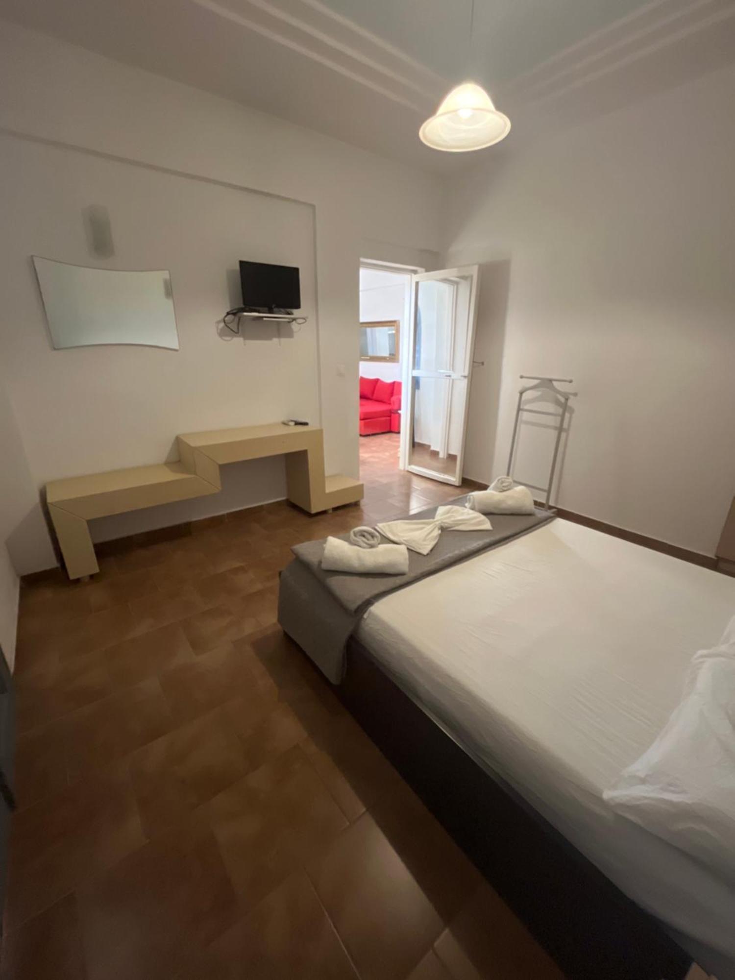 Leon Lux Apartments 佩里沃罗 外观 照片