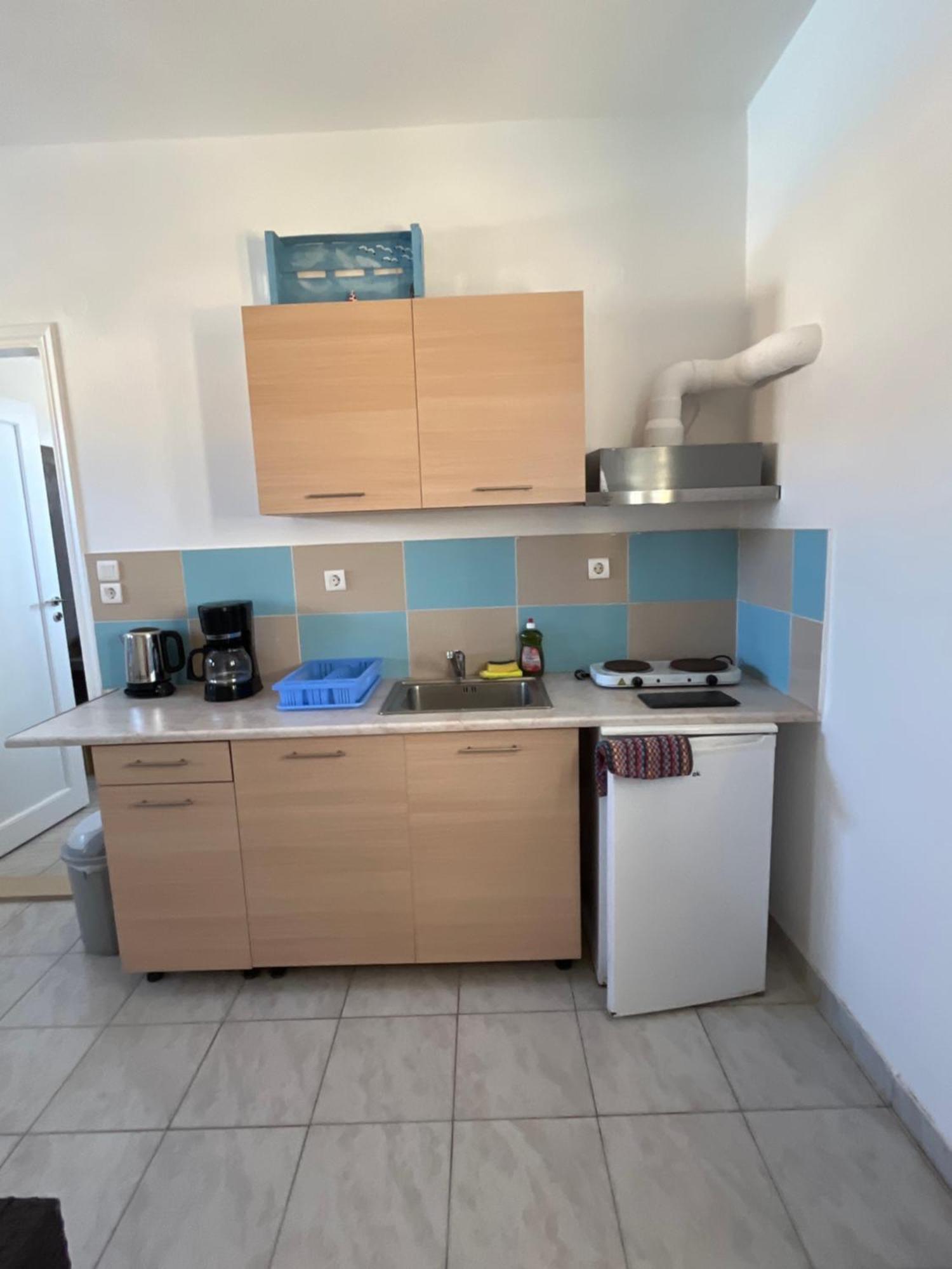 Leon Lux Apartments 佩里沃罗 外观 照片